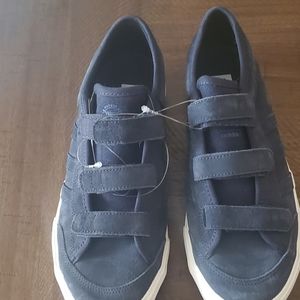 Sold/Adidas match court men's sneaker size 8